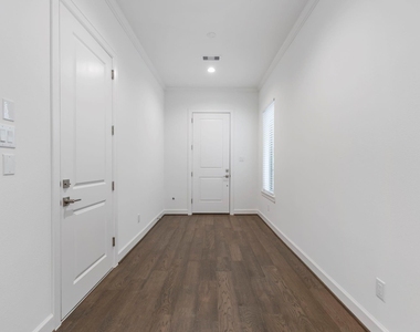 106 Cinder Berry Street - Photo Thumbnail 6