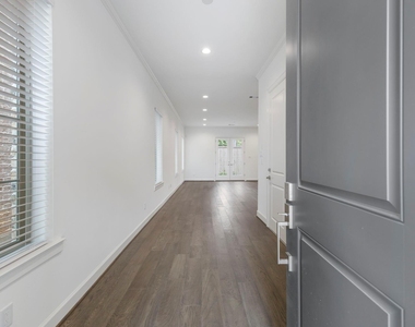 106 Cinder Berry Street - Photo Thumbnail 5