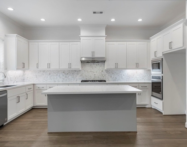 106 Cinder Berry Street - Photo Thumbnail 10