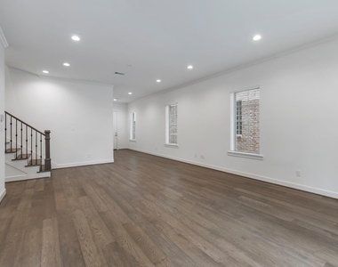 106 Cinder Berry Street - Photo Thumbnail 8