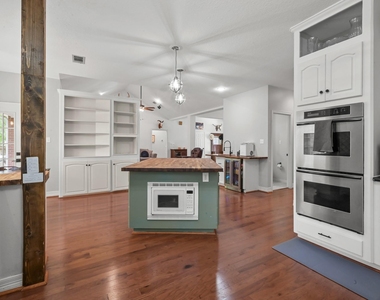 113 Inverness Drive - Photo Thumbnail 17