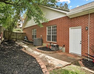 113 Inverness Drive - Photo Thumbnail 35