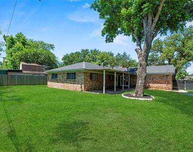 4014 Mona Lee Lane - Photo Thumbnail 24