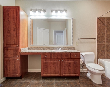 1711 Old Spanish Trail - Photo Thumbnail 20