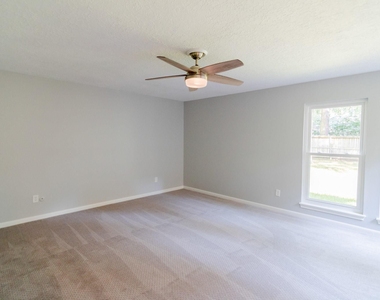 10 Coralvine Court - Photo Thumbnail 20