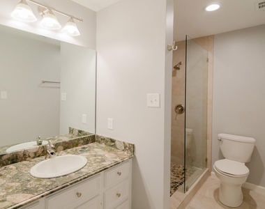 10 Coralvine Court - Photo Thumbnail 25