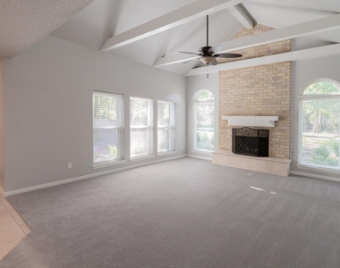 10 Coralvine Court - Photo Thumbnail 9