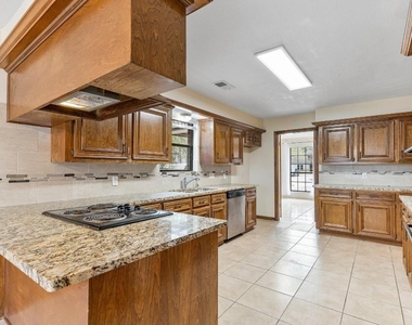 3339 Three Pines Drive - Photo Thumbnail 7