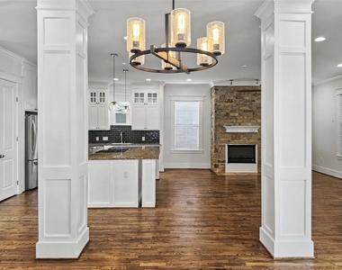 603 Archer Street - Photo Thumbnail 11