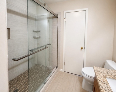 2910 Grants Lake Boulevard - Photo Thumbnail 4