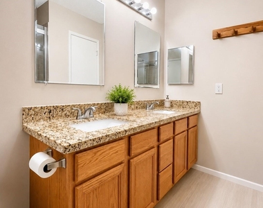 2910 Grants Lake Boulevard - Photo Thumbnail 5