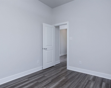 7603 Coral Lake Drive - Photo Thumbnail 19