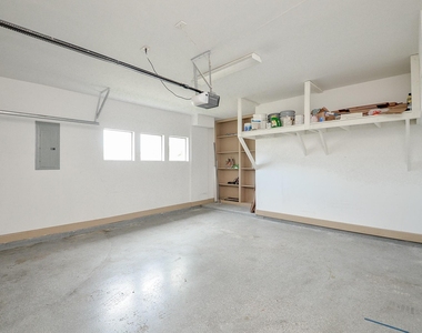5311 Lillian - Photo Thumbnail 31