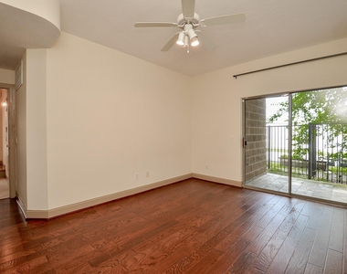 5311 Lillian - Photo Thumbnail 23