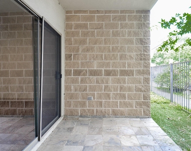 5311 Lillian - Photo Thumbnail 30