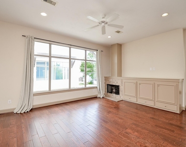 5311 Lillian - Photo Thumbnail 11