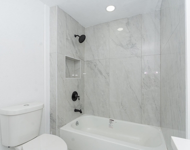 211 W South Street - Photo Thumbnail 12