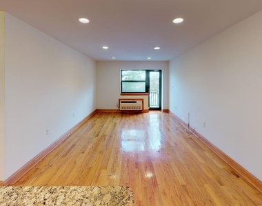 135-23 82nd Ave - Photo Thumbnail 2