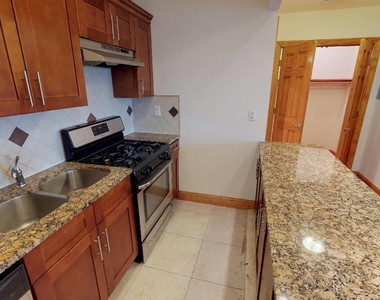 135-23 82nd Ave - Photo Thumbnail 3