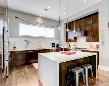 1512 Yale Street - Photo Thumbnail 7