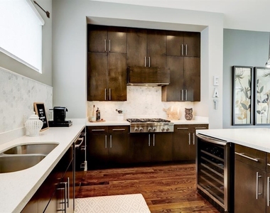 1512 Yale Street - Photo Thumbnail 8