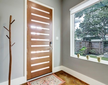 1512 Yale Street - Photo Thumbnail 3