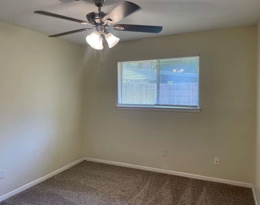 15834 Fox Springs Drive - Photo Thumbnail 5