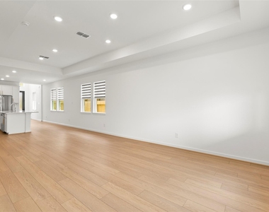 22114 Ingham Bluff Lane - Photo Thumbnail 11