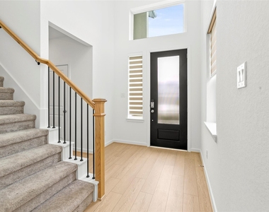 22114 Ingham Bluff Lane - Photo Thumbnail 5