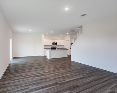 31114 Gayle Prairie Oaks Street - Photo Thumbnail 23