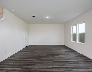 31114 Gayle Prairie Oaks Street - Photo Thumbnail 18