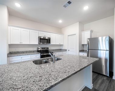 31114 Gayle Prairie Oaks Street - Photo Thumbnail 8