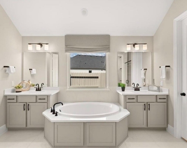 4722 Mulberry Shrubs Lane - Photo Thumbnail 7