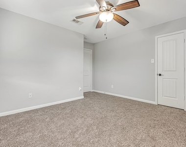 146 Black Swan Place - Photo Thumbnail 23