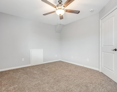 146 Black Swan Place - Photo Thumbnail 26
