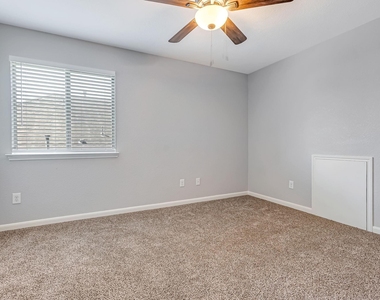 146 Black Swan Place - Photo Thumbnail 25