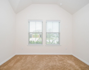 6142 Thief River Falls Drive - Photo Thumbnail 26