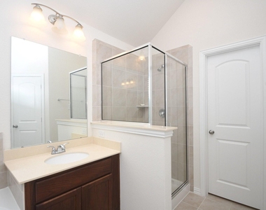 6142 Thief River Falls Drive - Photo Thumbnail 23