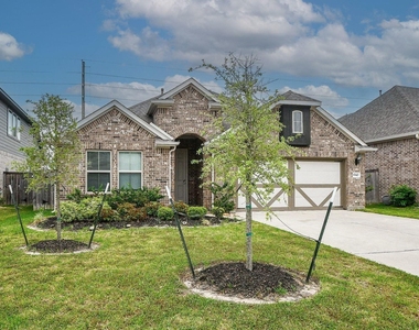 6142 Thief River Falls Drive - Photo Thumbnail 1