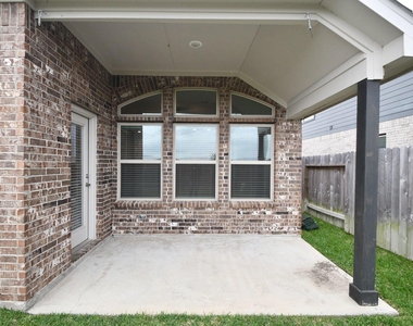 6142 Thief River Falls Drive - Photo Thumbnail 38