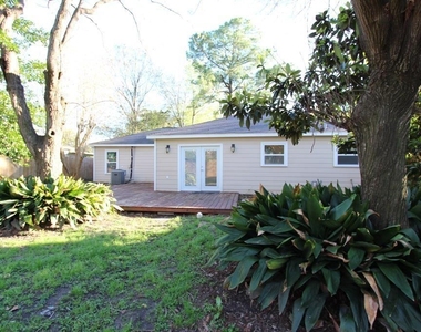 6534 Sivley Street - Photo Thumbnail 13