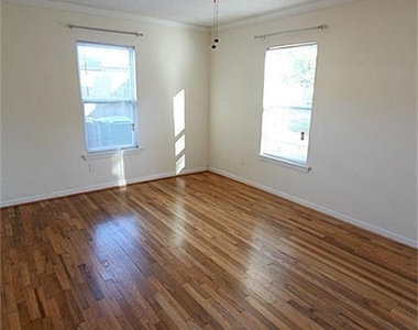 6534 Sivley Street - Photo Thumbnail 8