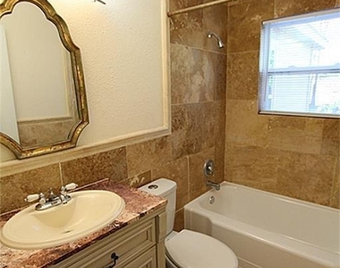 6534 Sivley Street - Photo Thumbnail 7