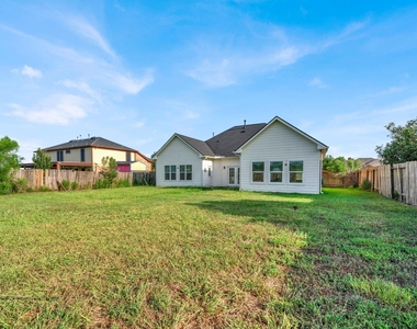 5395 Kyla Circle - Photo Thumbnail 33