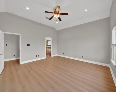 5395 Kyla Circle - Photo Thumbnail 17