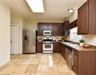 29631 Turnbury Village Drive - Photo Thumbnail 10
