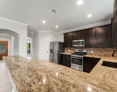2590 Magnolia Fair Way - Photo Thumbnail 7