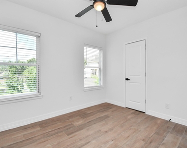 2812 Truxillo Street - Photo Thumbnail 18