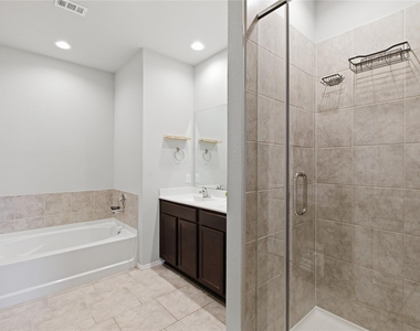 4110 Magliana Lane - Photo Thumbnail 7