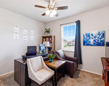 4110 Magliana Lane - Photo Thumbnail 10